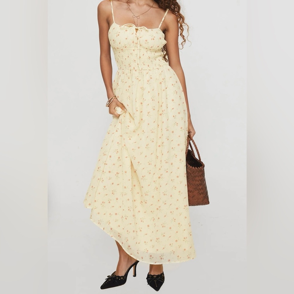 Princess Polly NWOT pearle shirred maxi dress cream floral.